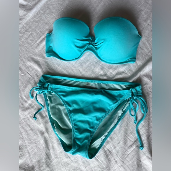 Victoria’s Secret 3 piece padded strapless bikini with tie side bottoms Medium - Picture 7 of 7